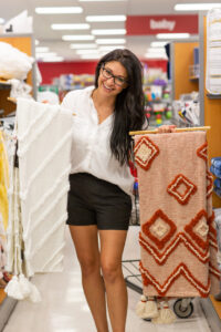 Read more about the article Where to place blankets when styling your home – For Sale!